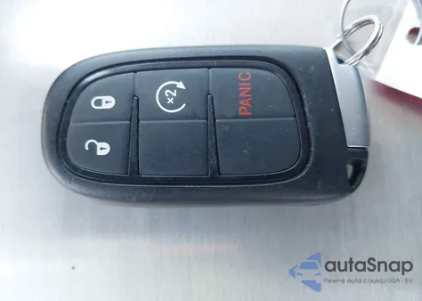 2019 Jeep Cherokee Altitude 4X4 from USA, damaged, VIN 1C4PJMLB7KD384984